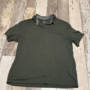 G.H. Bass & Co. Olive and Heather Gray Top